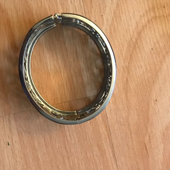 Silver Butterfly Design Bracelet - Picture 2 of 4